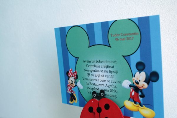 Invitatie albastra pentru botez cu Mickey Mouse 2
